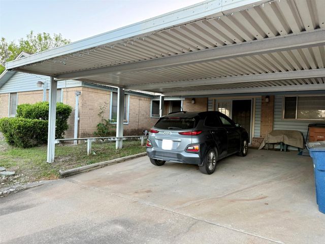 100 Skyloop DR, Austin, TX 78745