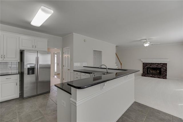 4102 Trotters Way Drive, Snellville, GA 30039