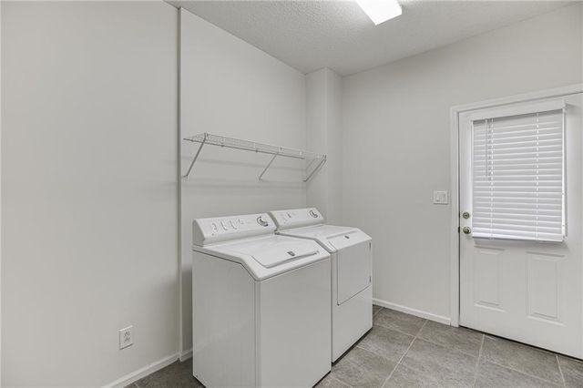 4102 Trotters Way Drive, Snellville, GA 30039