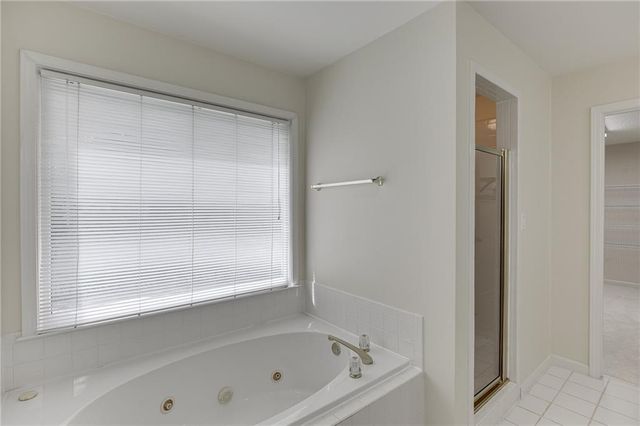 4102 Trotters Way Drive, Snellville, GA 30039
