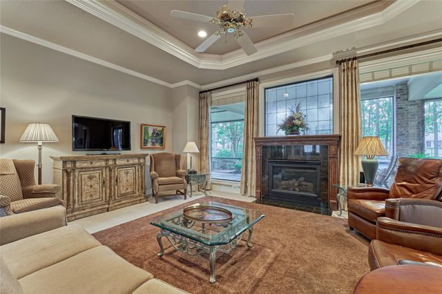 3073 Bentwater Drive, Montgomery, TX 77356