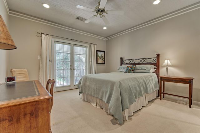 3073 Bentwater Drive, Montgomery, TX 77356