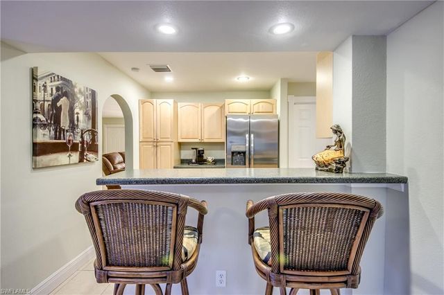 225 SW 43rd LN, Cape Coral, FL 33914