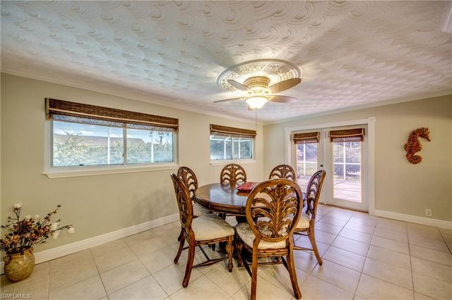 225 SW 43rd LN, Cape Coral, FL 33914