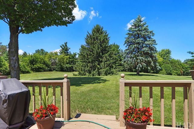 1702 Breezy Lawn Road, Spring Grove, IL 60081