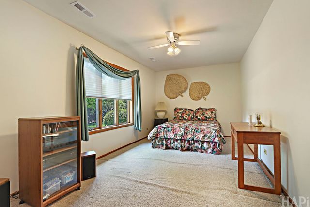 1702 Breezy Lawn Road, Spring Grove, IL 60081