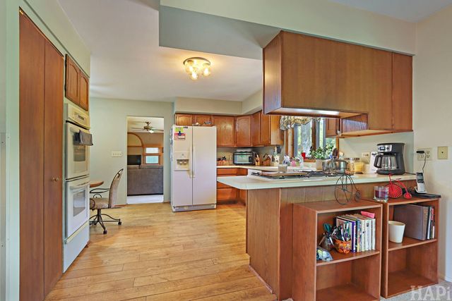 1702 Breezy Lawn Road, Spring Grove, IL 60081