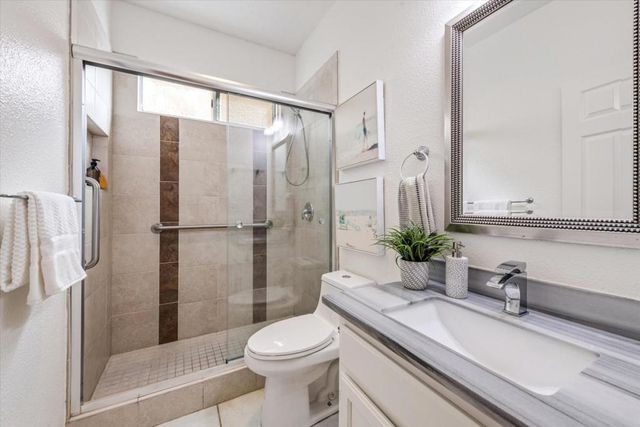 2231 Esperanca Avenue, Santa Clara, CA 95054