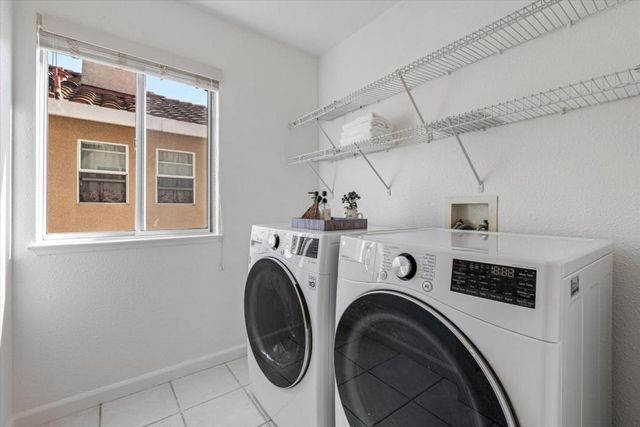 2231 Esperanca Avenue, Santa Clara, CA 95054