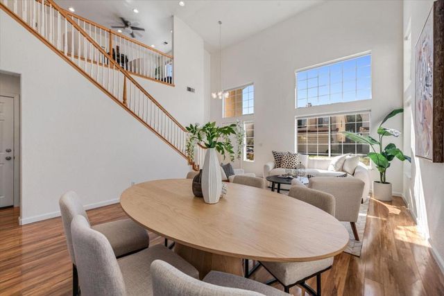 2231 Esperanca Avenue, Santa Clara, CA 95054