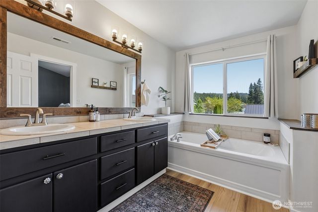 411 S Maple Avenue, Yacolt, WA 98675