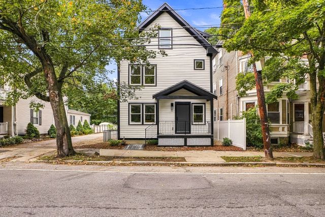641 Chestnut Hill Avenue, Brookline, MA 02445