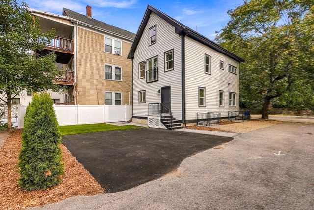 641 Chestnut Hill Avenue, Brookline, MA 02445