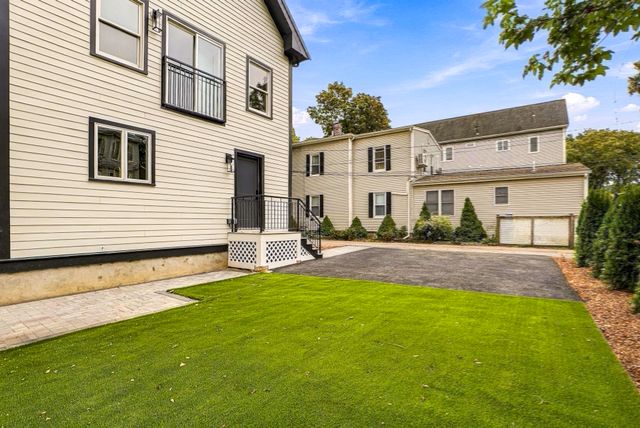 641 Chestnut Hill Avenue, Brookline, MA 02445