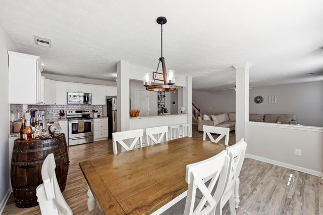 3009 Many Oaks Park, Lexington, KY 40509