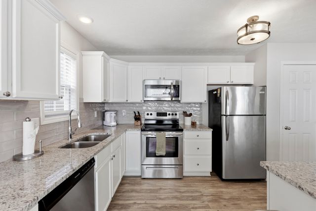 3009 Many Oaks Park, Lexington, KY 40509