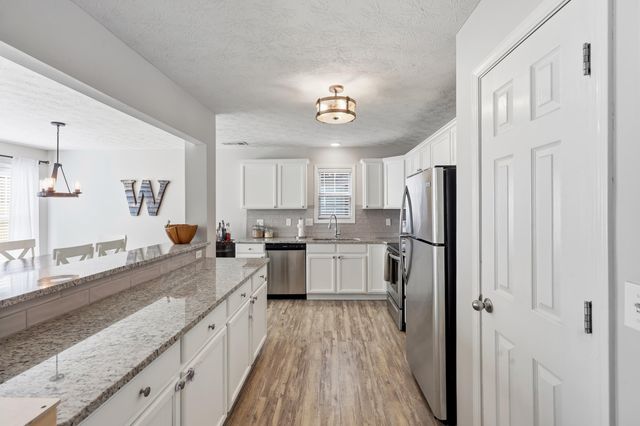 3009 Many Oaks Park, Lexington, KY 40509