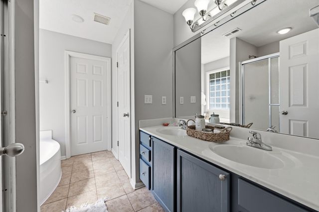3009 Many Oaks Park, Lexington, KY 40509
