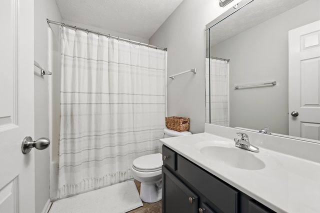 3009 Many Oaks Park, Lexington, KY 40509