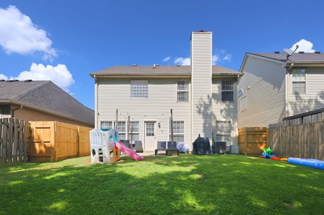 3009 Many Oaks Park, Lexington, KY 40509