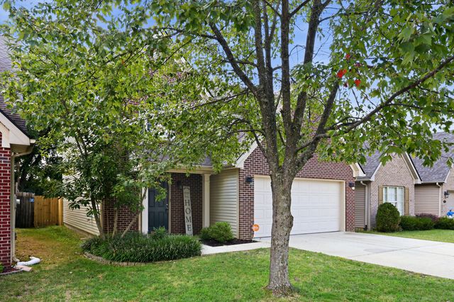 3009 Many Oaks Park, Lexington, KY 40509