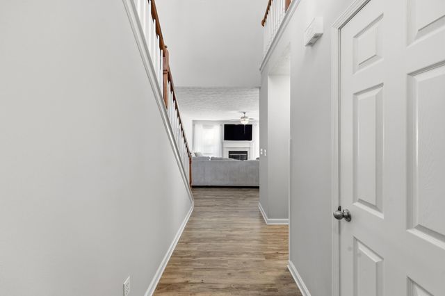 3009 Many Oaks Park, Lexington, KY 40509
