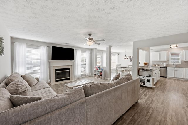 3009 Many Oaks Park, Lexington, KY 40509