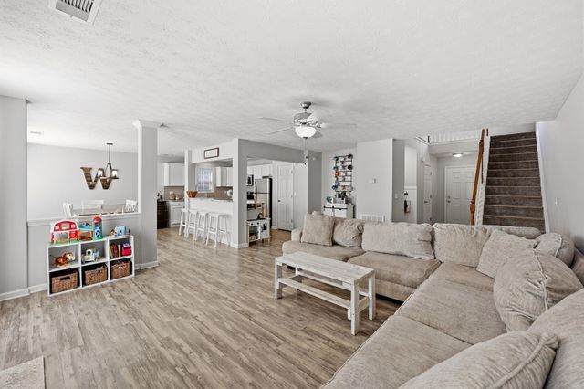 3009 Many Oaks Park, Lexington, KY 40509