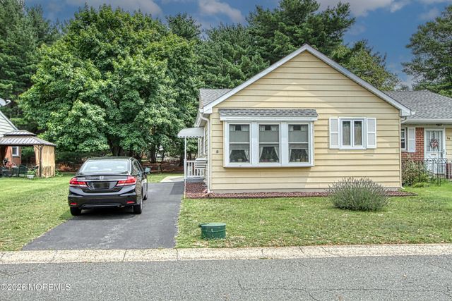 6 Crockett Lane A, Whiting, NJ 08759