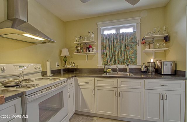 6 Crockett Lane A, Whiting, NJ 08759