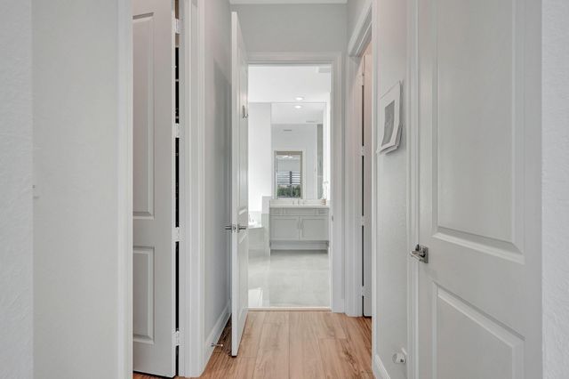 11935 Lake Trail Lane, Parkland, FL 33076