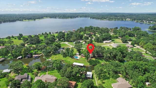 6130 Peninsula Circle, Athens, TX 75752