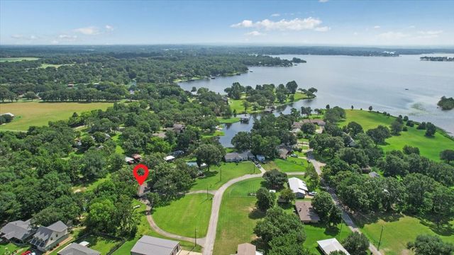6130 Peninsula Circle, Athens, TX 75752