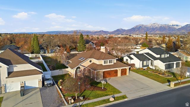 1182 COUNTRY RIDGE DR, South Jordan, UT 84095