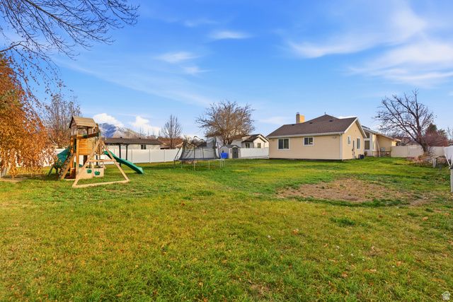 1182 COUNTRY RIDGE DR, South Jordan, UT 84095