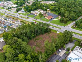 12004 SW Memorial Parkway South, Huntsville, AL 35803