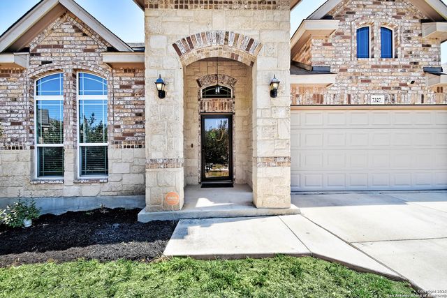 7327 Lunar Eclipse, Converse, TX 78109