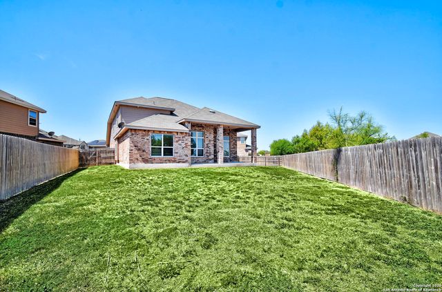 7327 Lunar Eclipse, Converse, TX 78109