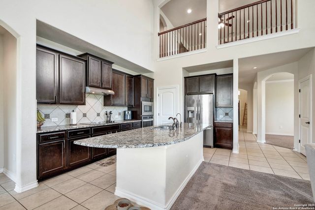 7327 Lunar Eclipse, Converse, TX 78109