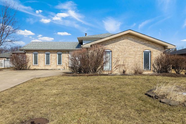 1173 Robert Lane, Crete, IL 60417