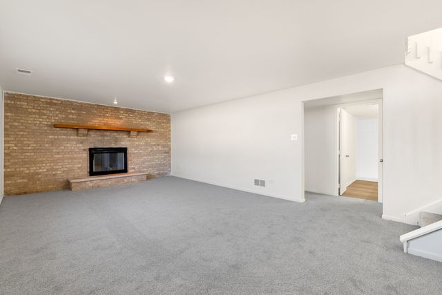 1173 Robert Lane, Crete, IL 60417