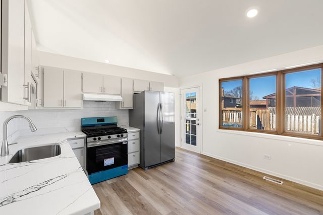 1173 Robert Lane, Crete, IL 60417