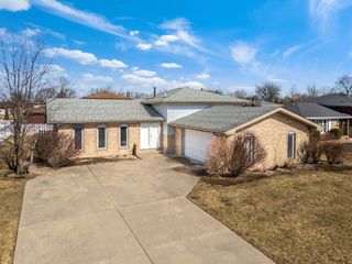 1173 Robert Lane, Crete, IL 60417