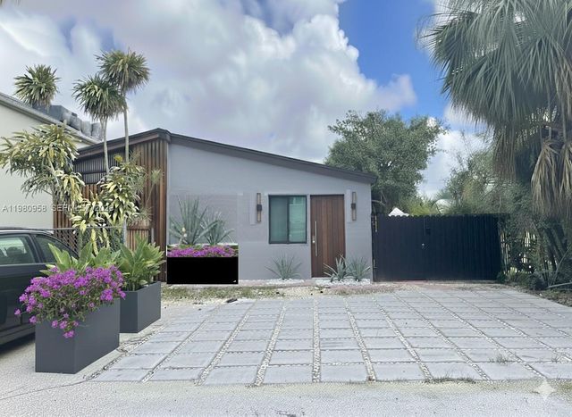 4518 NW 185th St, Miami Gardens, FL 33055