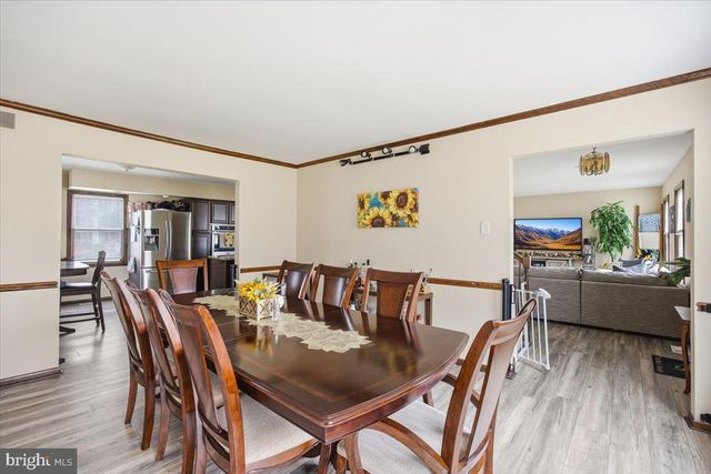 1518 COMMISSIONERS RD, Mullica Hill, NJ 08062