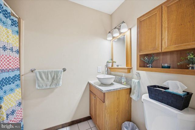 1518 COMMISSIONERS RD, Mullica Hill, NJ 08062