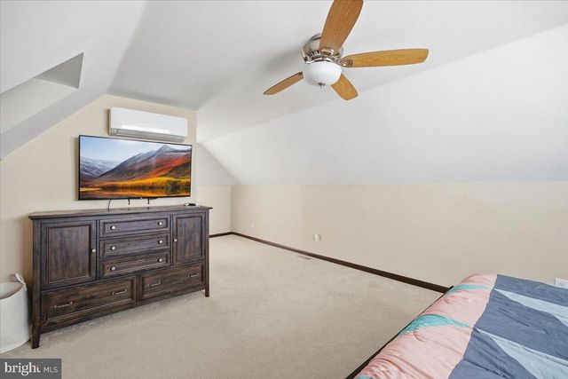 1518 COMMISSIONERS RD, Mullica Hill, NJ 08062