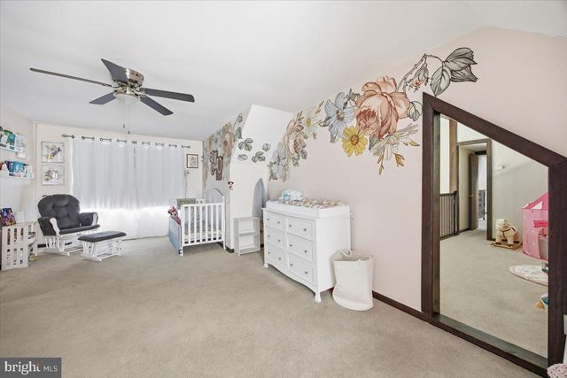 1518 COMMISSIONERS RD, Mullica Hill, NJ 08062