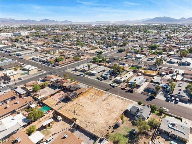 2315 MCCarran, North Las Vegas, NV 89030