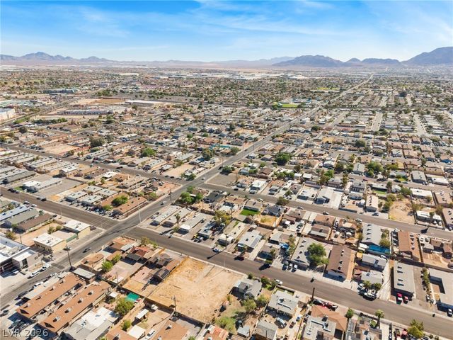 2315 MCCarran, North Las Vegas, NV 89030